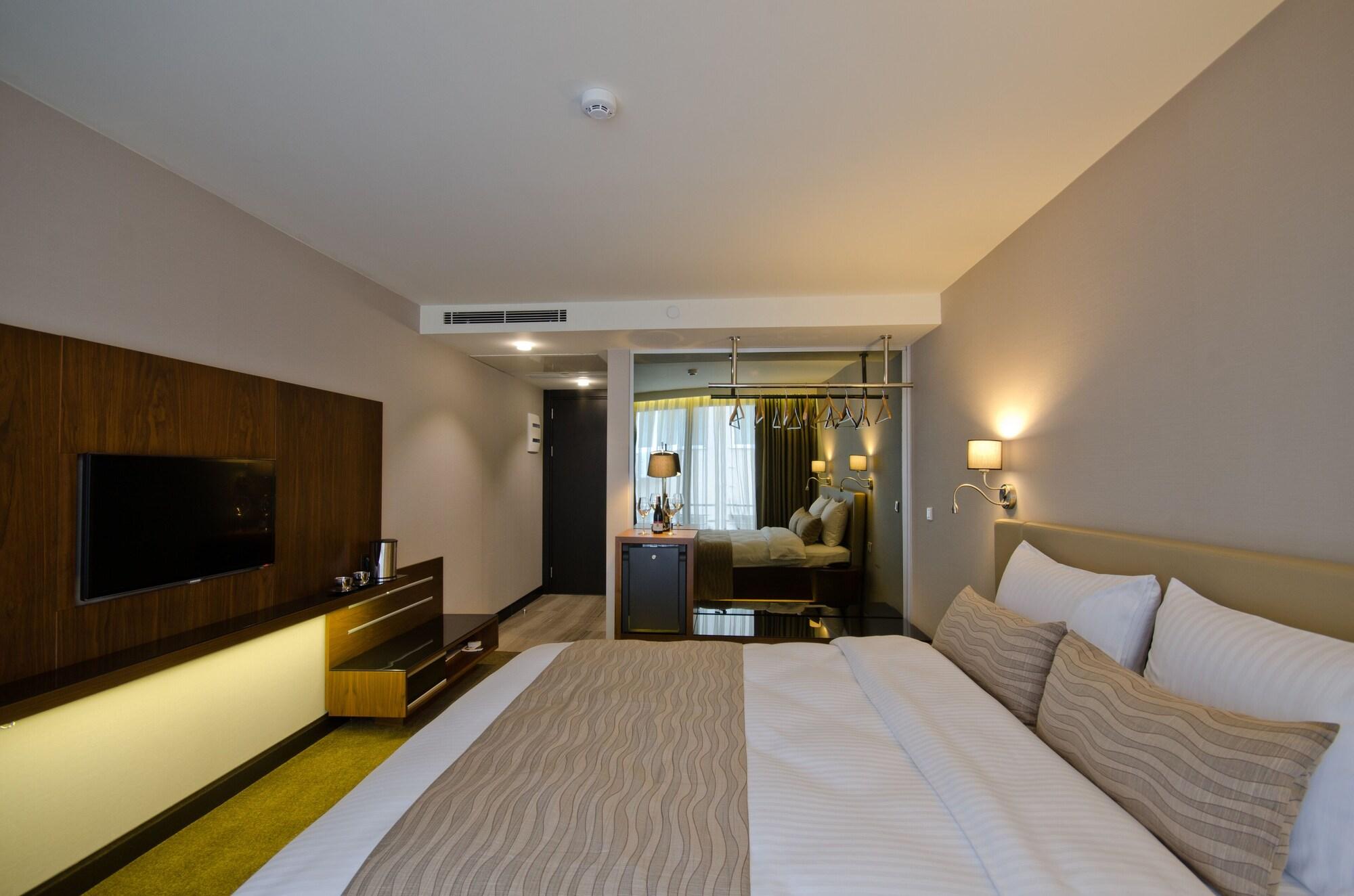 Inncity Hotel Nisantasi Estambul Exterior foto